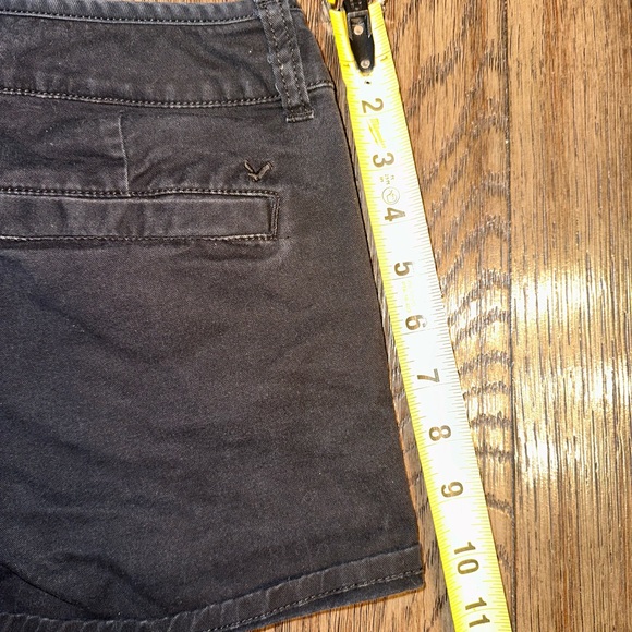 American Eagle Junior Women’s Washed Out Black Shorts Size 00 - Picture 8 of 10